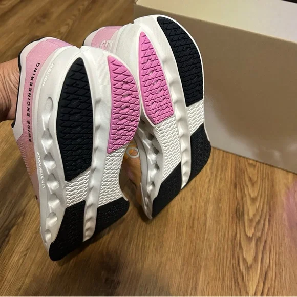 ON CLOUDSURFER Next Tangerine Ivory running lace up shoes sneakers women’s 7 new Athletic Shoes